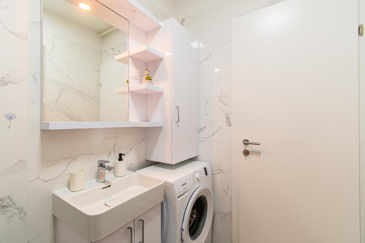 Flexible Selfcheckins 38 - Zagreb - Garage - Loggia - New - Luxury - Appartement Buitenkant foto